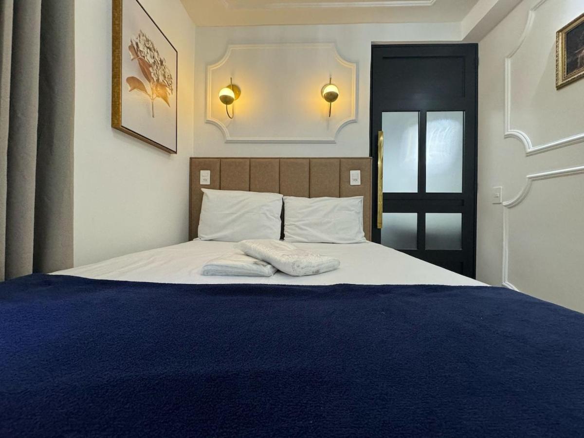 Apartamento F10 | Paris Em Sp | Av. Paulista | Frei Caneca
